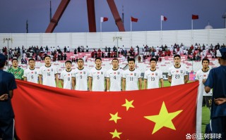 雷速直播-国内顶级足球赛事球队备战集训，氛围热烈