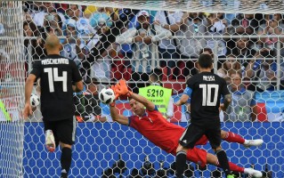 雷速官网-冰岛国家足球队令人刮目相看