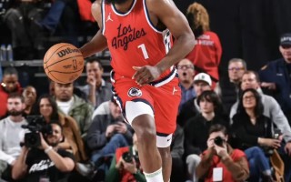 雷速直播-希罗尼亚队实现三连胜，士气高昂