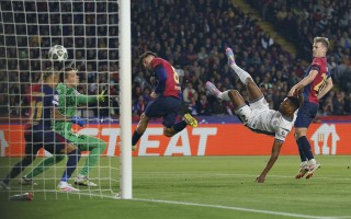 雷速-巴萨遭遇连败，博尔顿主场大胜