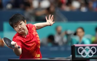 雷速直播-乒乓球选手总决赛大战，实力抗衡对手