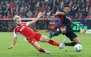 雷速官网-门兴格拉德巴赫战平法兰克福，遭遇联赛连续不胜