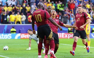 雷速-波兰队在与斯洛伐克队的比赛中取得胜利，士气大增