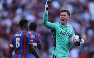 雷速官网-里昂客场告捷，争夺欧战资格