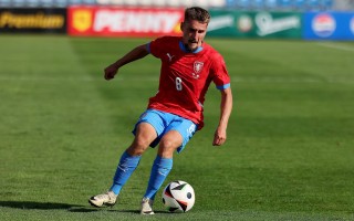 雷速直播-捷克队突围成功，欧洲区晋级形势有望