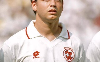 雷速官网-瑞士阳光法拉球运动员获得男子冠军