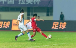 雷速官网-足球联赛上演激烈对决，各队谋求更好表现