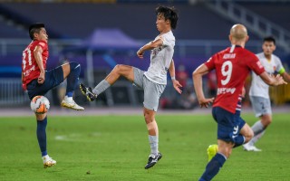 雷速官网下载-华夏幸福客场胜重庆，保级压力减轻