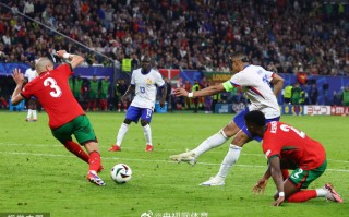 雷速官网-葡萄牙足球队大胆出击，晋级半决赛