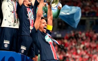 雷速-精彩！欧预赛世界杯热身赛，双方争夺胜利