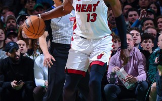 雷速官网下载-四巨头对阵三巨头：热火vs凯尔特人，谁能笑到最后？