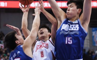 雷速直播-青岛队客场大胜广州，结束两连败