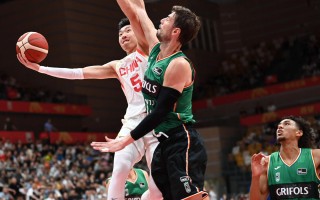 雷速官网下载-老将球员发挥稳定，对球队贡献突出