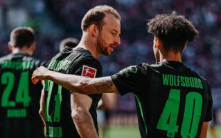 雷速-沃尔夫斯堡球员准备迎战下一个对手