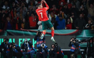 雷速-葡萄牙队在欧预赛中战胜对手