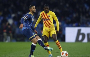 雷速官网-那不勒斯主场逼平对手，门将连发神扑命悬一线