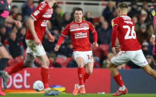 雷速直播-斯旺西城击败强敌，提升积分排名