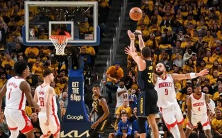 雷速-火箭队再遇老对手球队，主场取胜实现三连胜状态回升