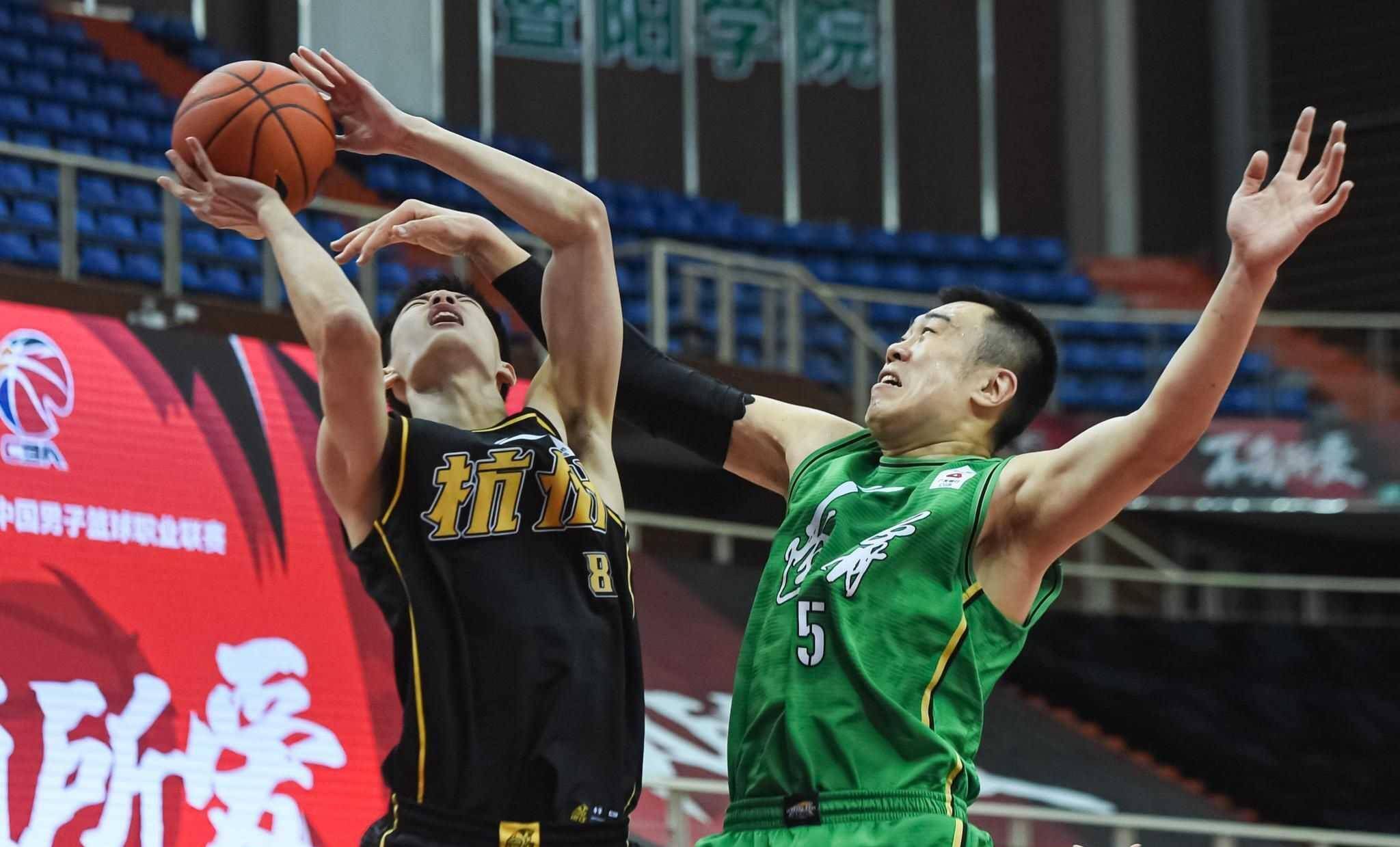 雷速-抓住机会领先,球队奋勇拼搏获得关键胜利-第2张图片-雷速官网 雷速-抓住机会领先,球队奋勇拼搏获得关键胜利-第2张图片-雷速官网