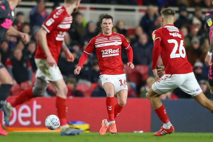 雷速直播-斯旺西城击败强敌，提升积分排名-第1张图片-雷速官网