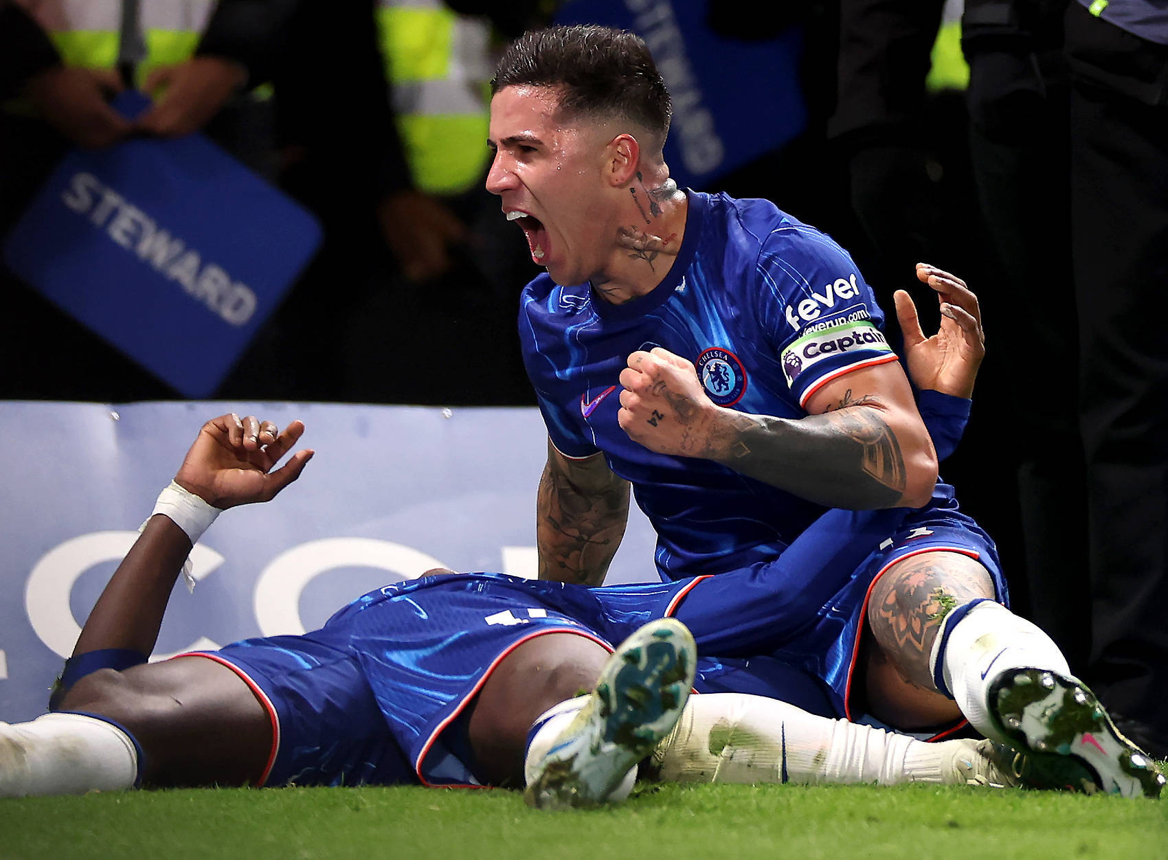 雷速直播-切尔西中场因体能不足被替换下场，或将接受特训-第1张图片-雷速官网