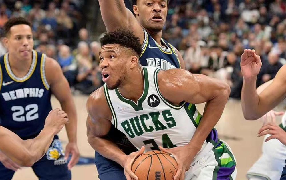 雷速官网下载-猛龙内线组合威力十足,轻取对手-第1张图片-雷速官网 雷速官网下载-猛龙内线组合威力十足,轻取对手-第1张图片-雷速官网