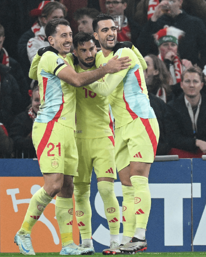 雷速官网-丹麦队逆袭淘汰赛，壮举震撼欧洲杯-第2张图片-雷速官网