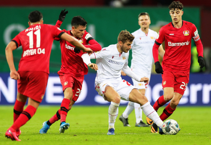 雷速官网下载-美因茨球队士气高涨，备战欧联杯赛-第2张图片-雷速官网