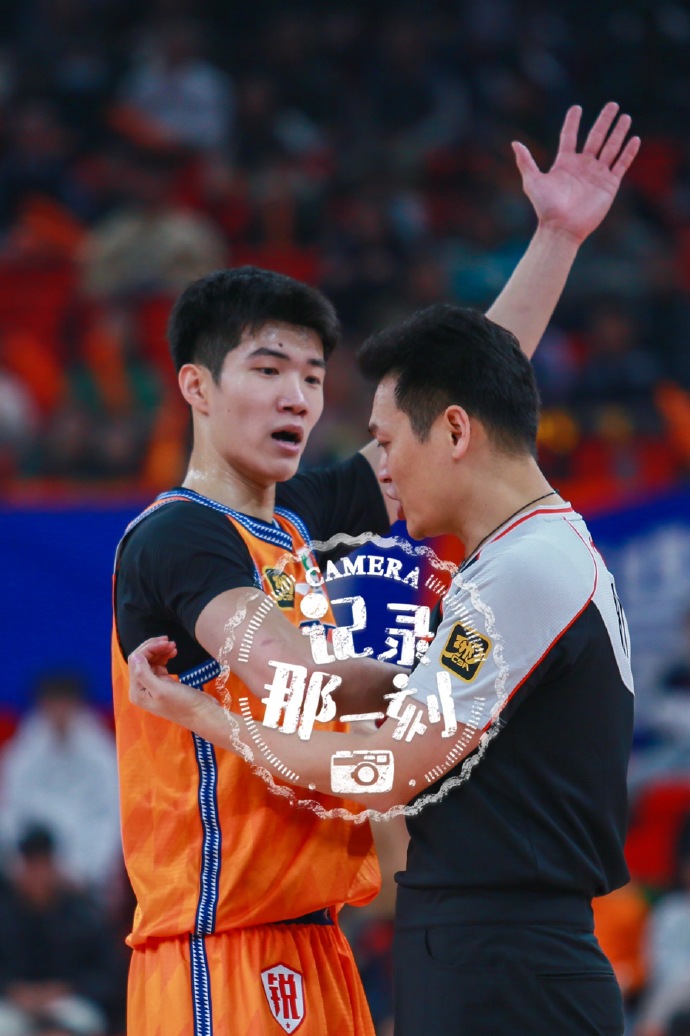 雷速官网-上海男篮客场大胜，全队表现出色-第1张图片-雷速官网