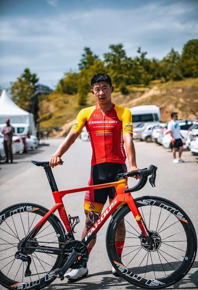 雷速官网-赛场上中国队表现抢眼，斩获好成绩-第1张图片-雷速官网