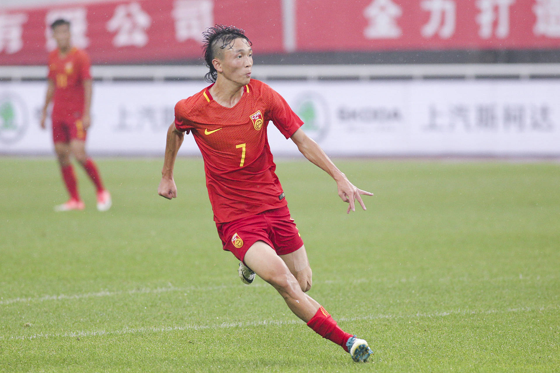 雷速直播-上海锦标赛:申花队1:1逼平上港队重陷危机-第2张图片-雷速官网 雷速直播-上海锦标赛:申花队1:1逼平上港队重陷危机-第2张图片-雷速官网