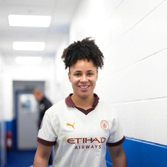 雷速官网下载-斯托克城新帅重振士气,球队逐渐找回状态-第2张图片-雷速官网 雷速官网下载-斯托克城新帅重振士气,球队逐渐找回状态-第2张图片-雷速官网