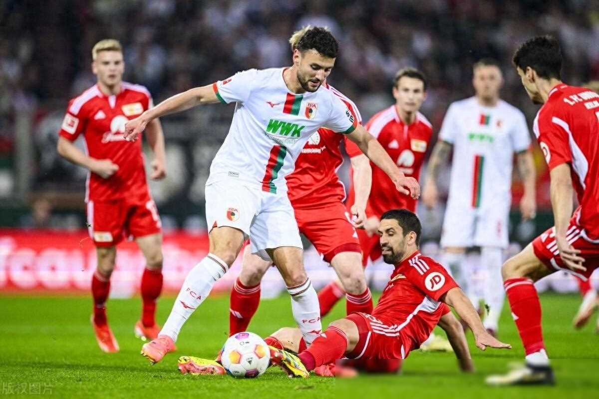 雷速直播-奥格斯堡球员表现出彩，带领球队获胜-第1张图片-雷速官网