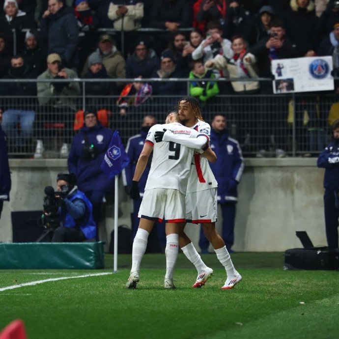 雷速官网-法国队惊险过关，取得关键胜利-第1张图片-雷速官网