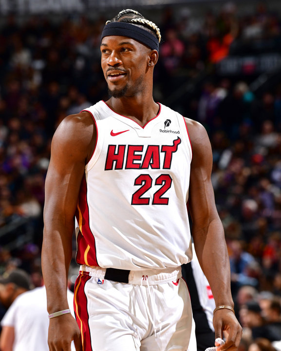 雷速-熱火惨遭击败，巴特勒独自支撑欠缺团队配合-第1张图片-雷速官网