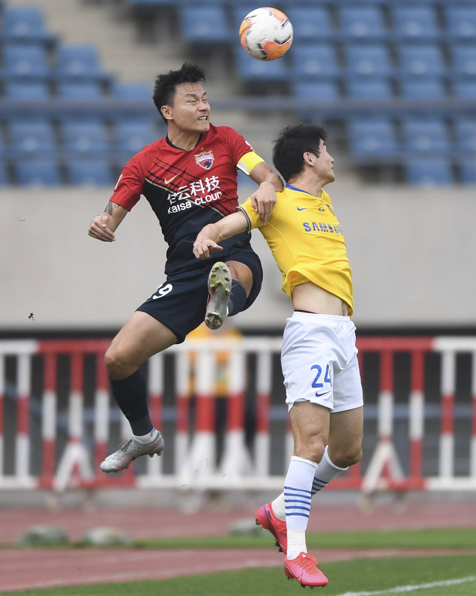 雷速官网-深圳佳兆业主场爆冷战胜江苏苏宁，豪取三分-第1张图片-雷速官网