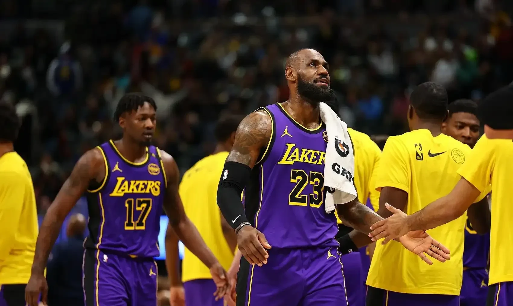 雷速官网下载-骑士再度连败，特里斯坦-汤普森全场17个篮板-第2张图片-雷速官网