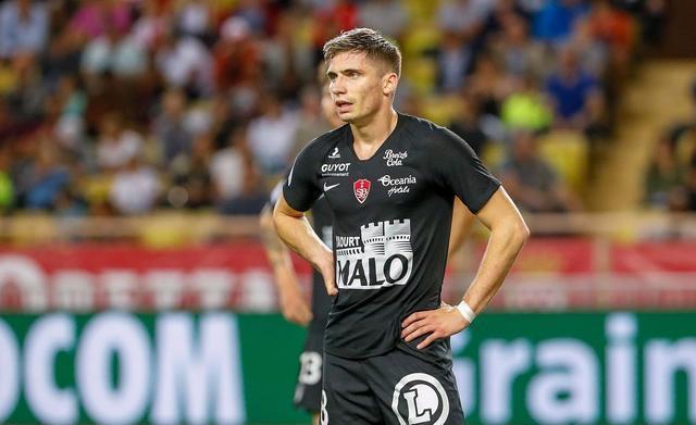 雷速-甘冈客场逆袭晋级,球队士气高涨-第2张图片-雷速官网 雷速-甘冈客场逆袭晋级,球队士气高涨-第2张图片-雷速官网