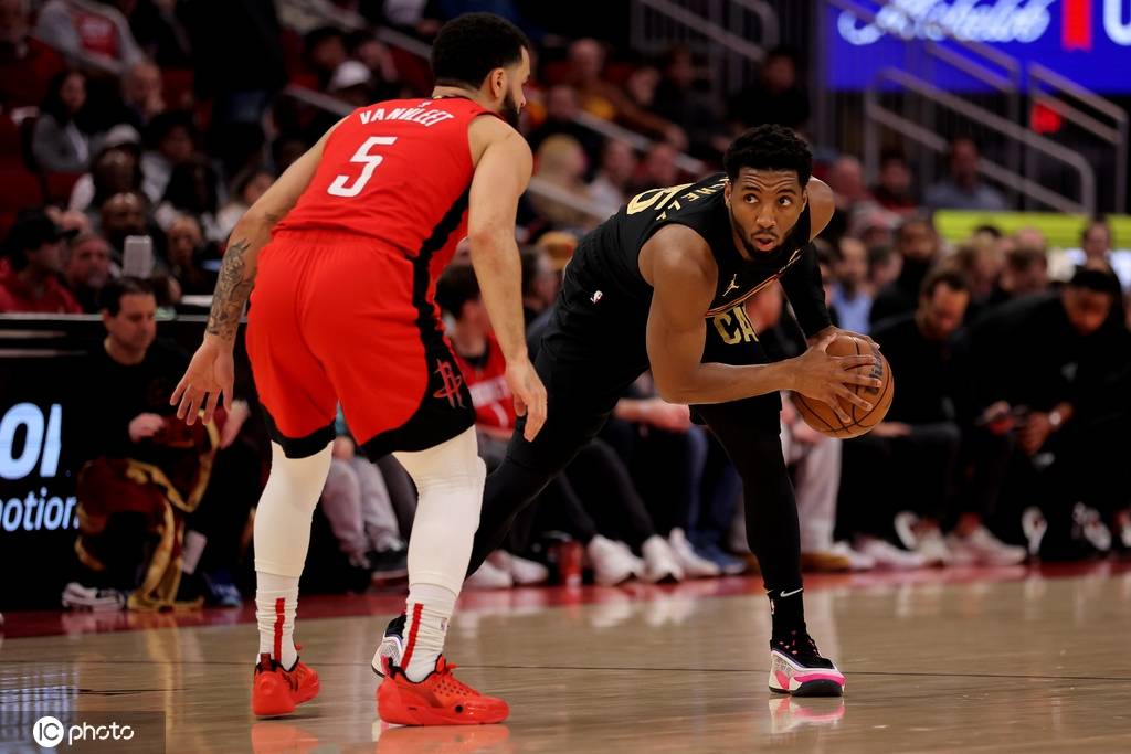 雷速-大将复出助球队反弹,拿下关键胜利-第2张图片-雷速官网 雷速-大将复出助球队反弹,拿下关键胜利-第2张图片-雷速官网