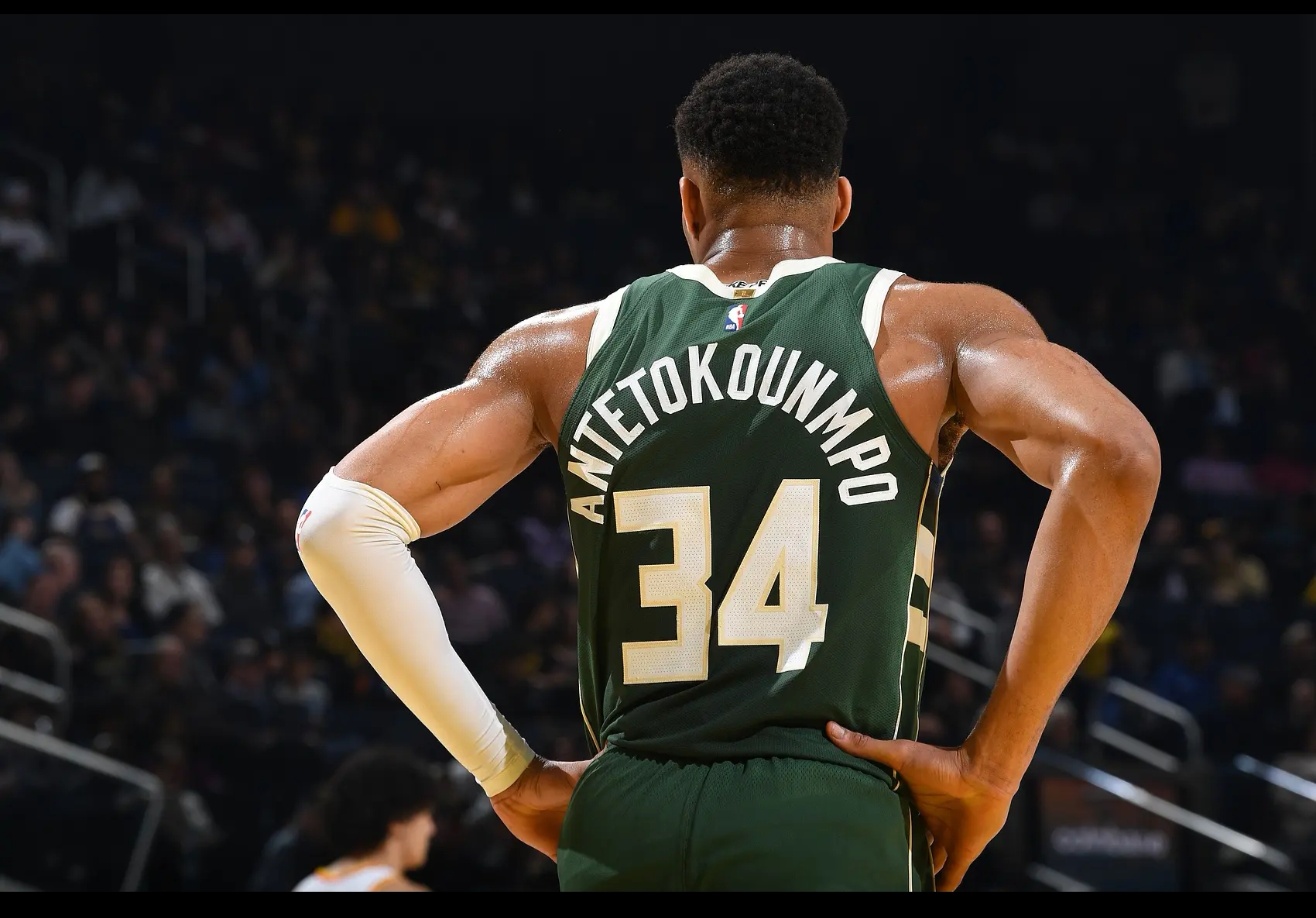 雷速官网-雄鹿二度输球,字母哥一人难撑大局-第2张图片-雷速官网 雷速官网-雄鹿二度输球,字母哥一人难撑大局-第2张图片-雷速官网