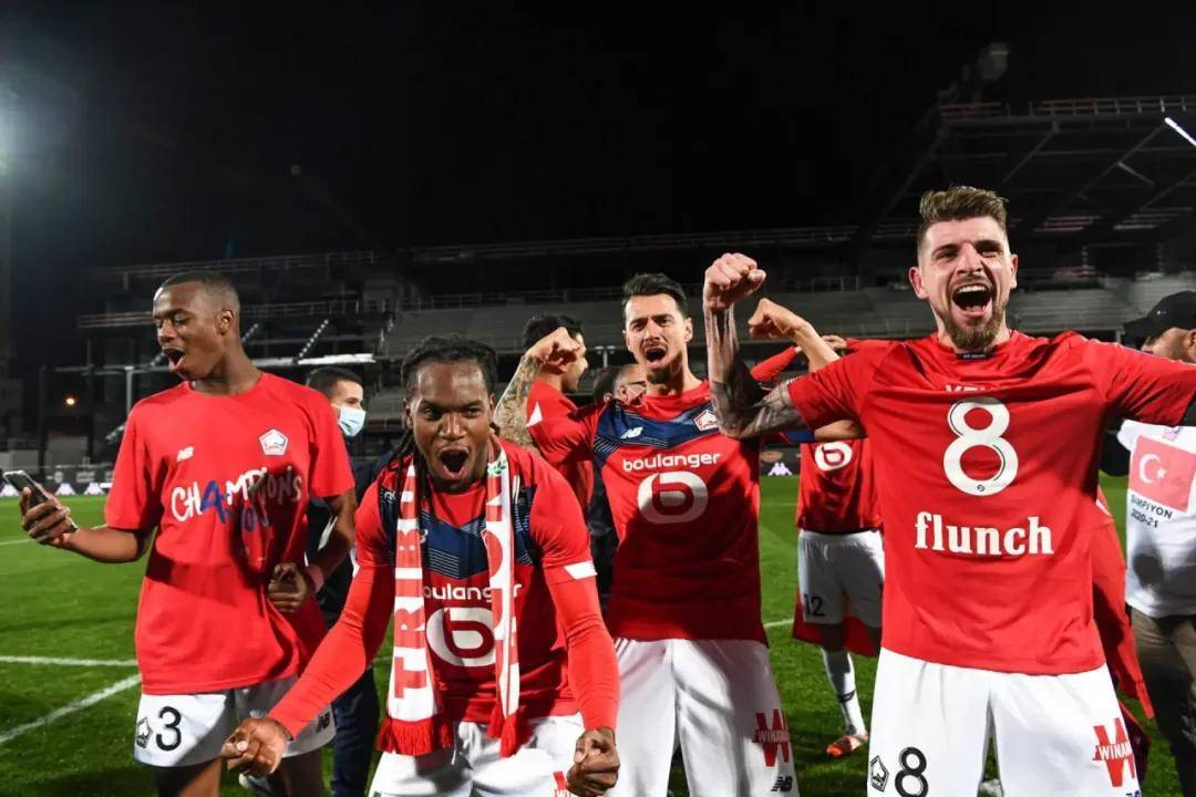 雷速官网-利物浦每每雄赳赳，踉躏震诧晋级欧冠4胜-第1张图片-雷速官网