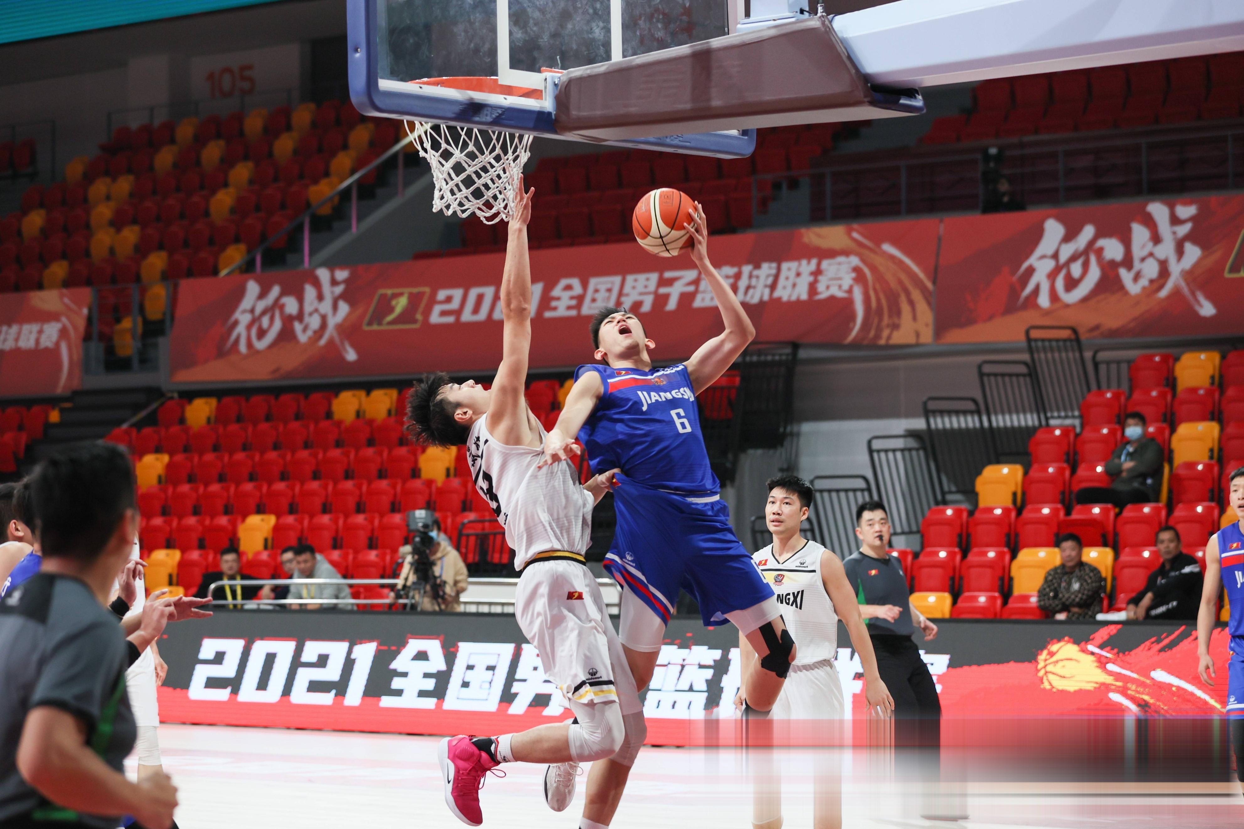 雷速-球队备战联赛决赛，士气高昂-第1张图片-雷速官网