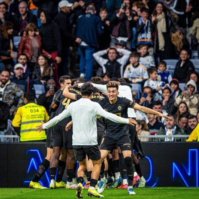 雷速官网-瓦伦西亚再度惨败,球迷表忧虑-第2张图片-雷速官网 雷速官网-瓦伦西亚再度惨败,球迷表忧虑-第2张图片-雷速官网