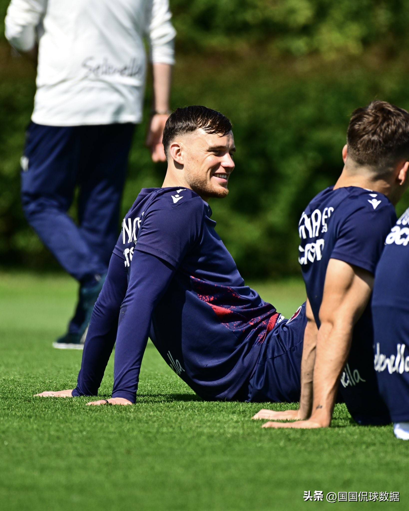 雷速直播-AC米兰战克罗托内,冲击欧战-第1张图片-雷速官网 雷速直播-AC米兰战克罗托内,冲击欧战-第1张图片-雷速官网