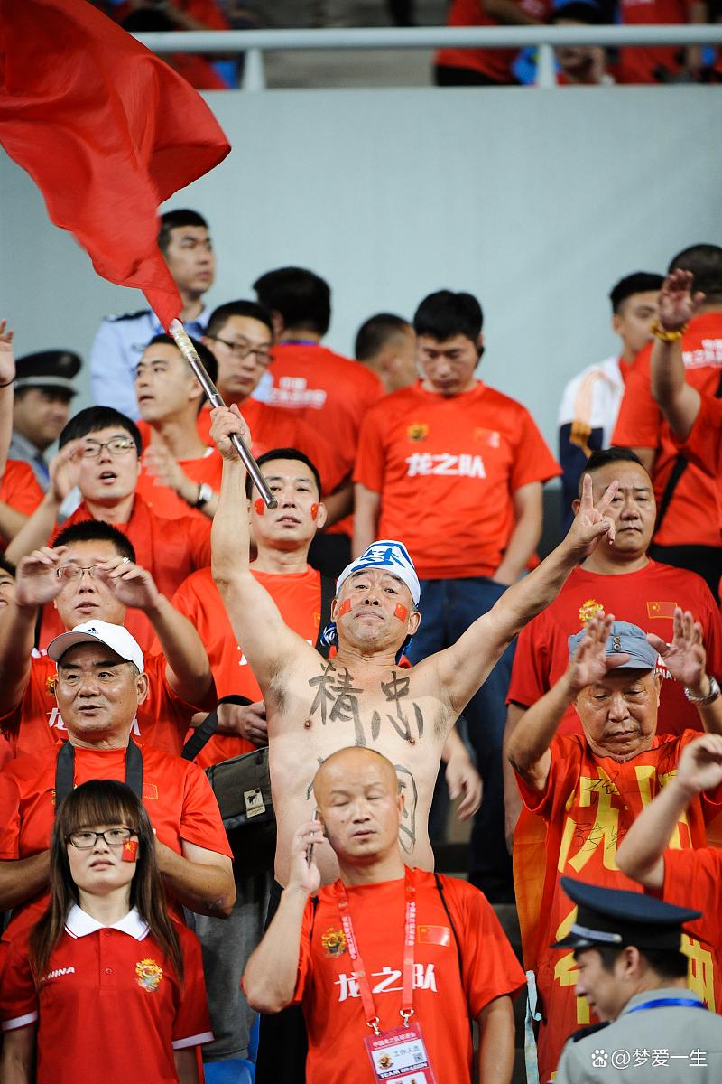 雷速直播-力挽狂澜！国家健儿们奋勇争先-第2张图片-雷速官网