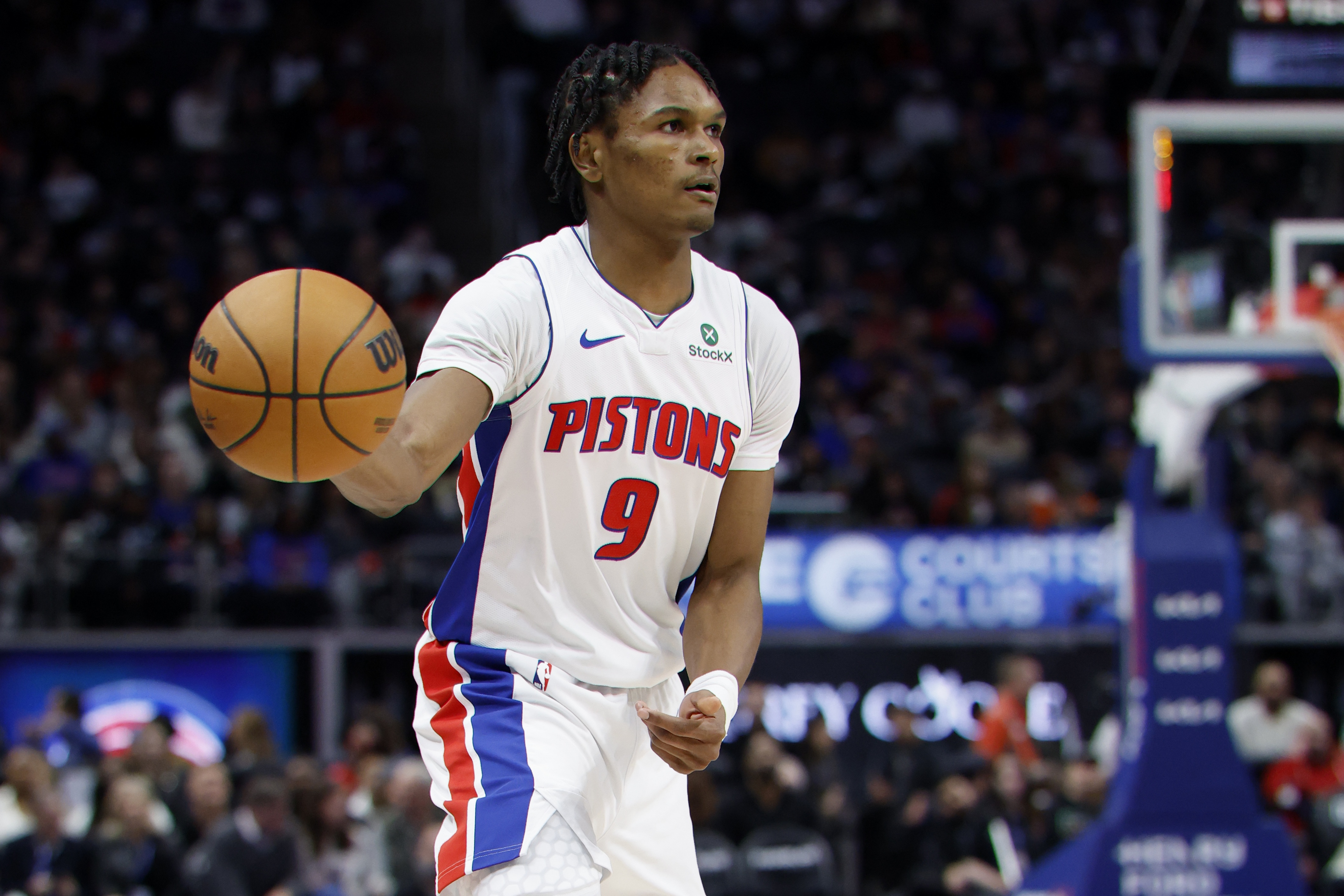 雷速官网-活塞队的年轻球员表现令人惊叹-第1张图片-雷速官网