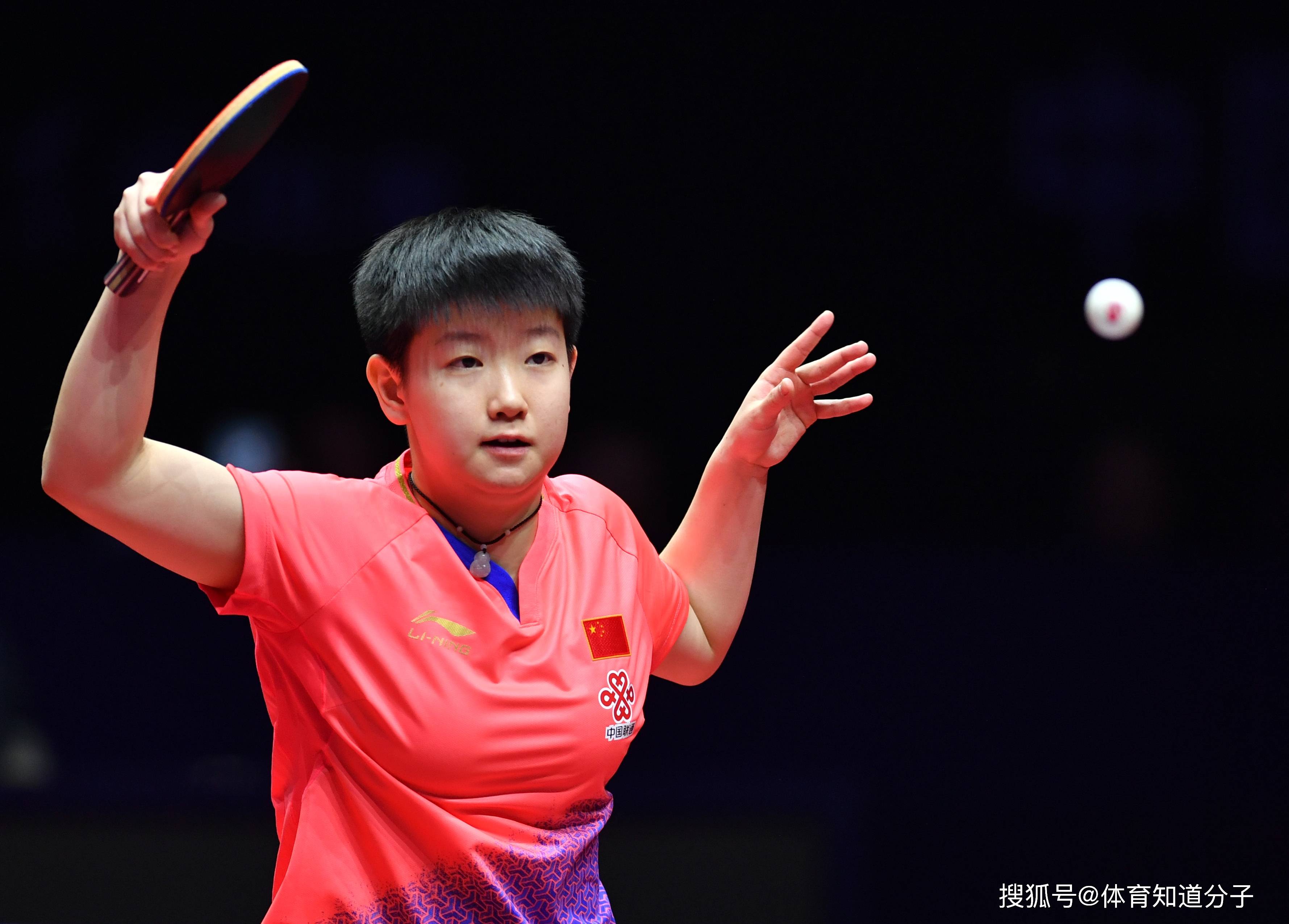 雷速直播-比赛中女运动员表现出色，助球队取得胜利-第1张图片-雷速官网