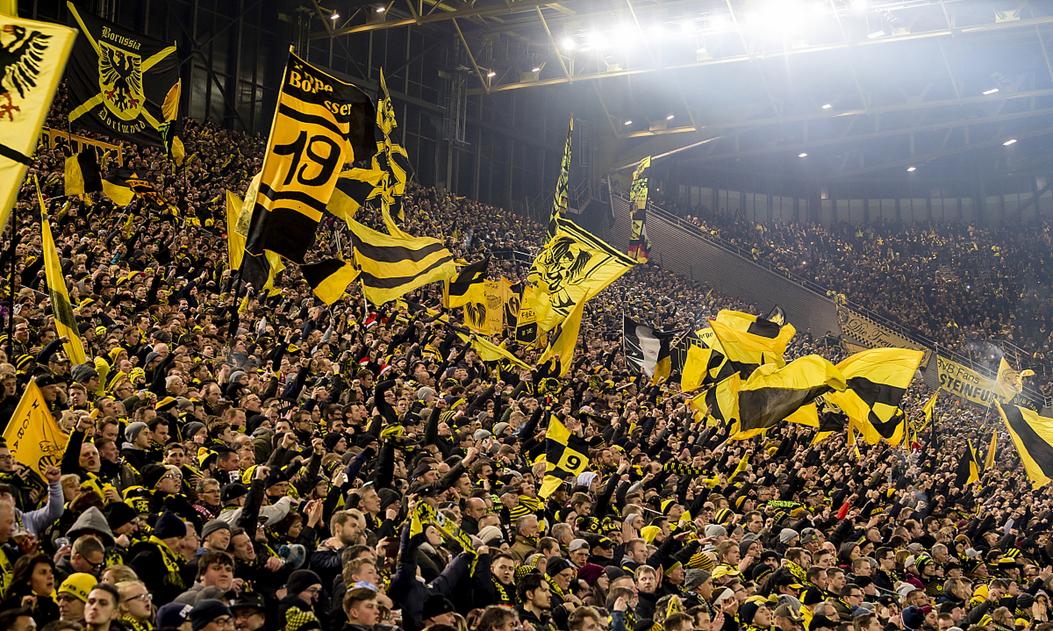 雷速官网-奥格斯堡客场迎战,坚持到底争取每分-第2张图片-雷速官网 雷速官网-奥格斯堡客场迎战,坚持到底争取每分-第2张图片-雷速官网