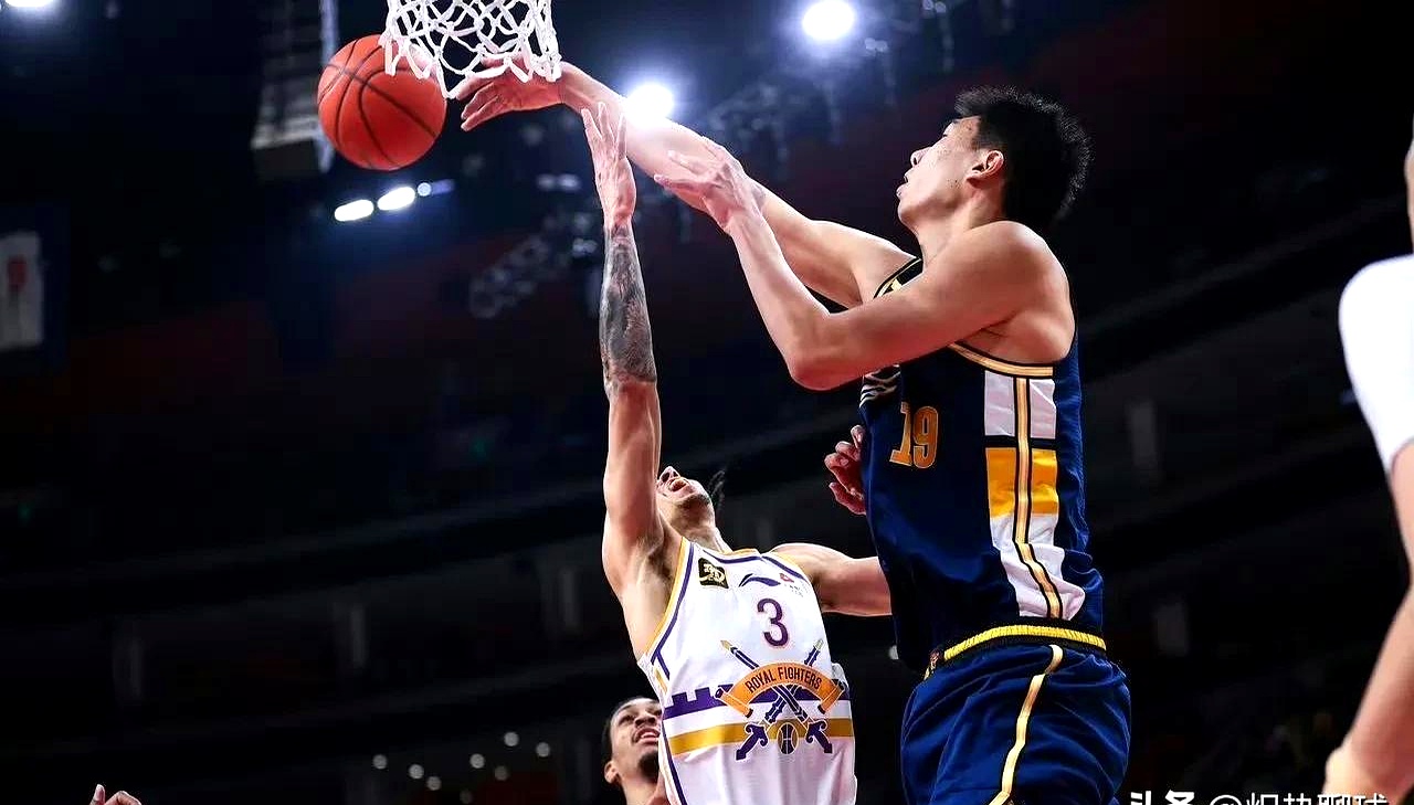 雷速官网-广东宏远惊险取胜，保持不败纪录-第2张图片-雷速官网