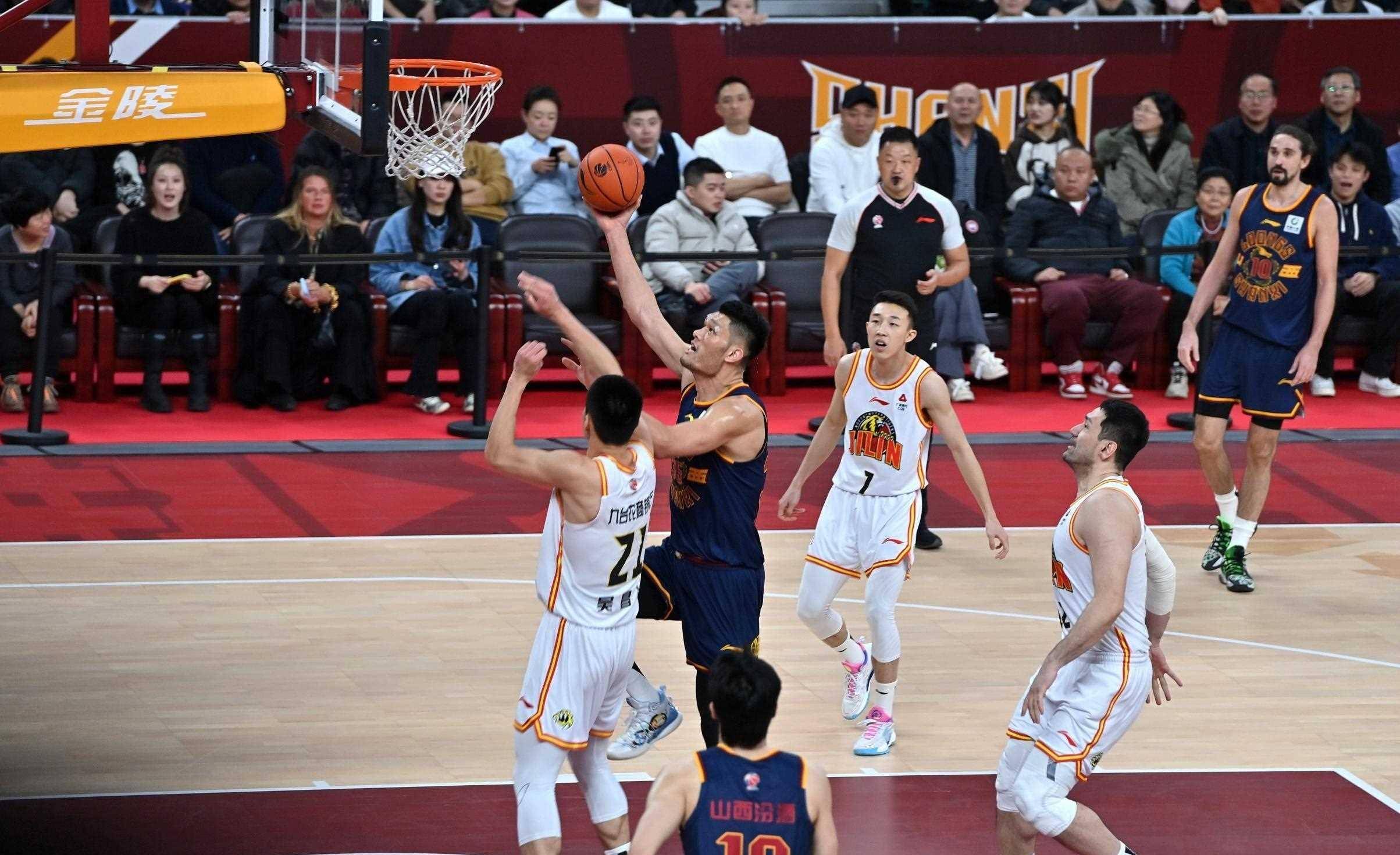 雷速直播-上海男篮全队发挥出色赢下天津队-第2张图片-雷速官网